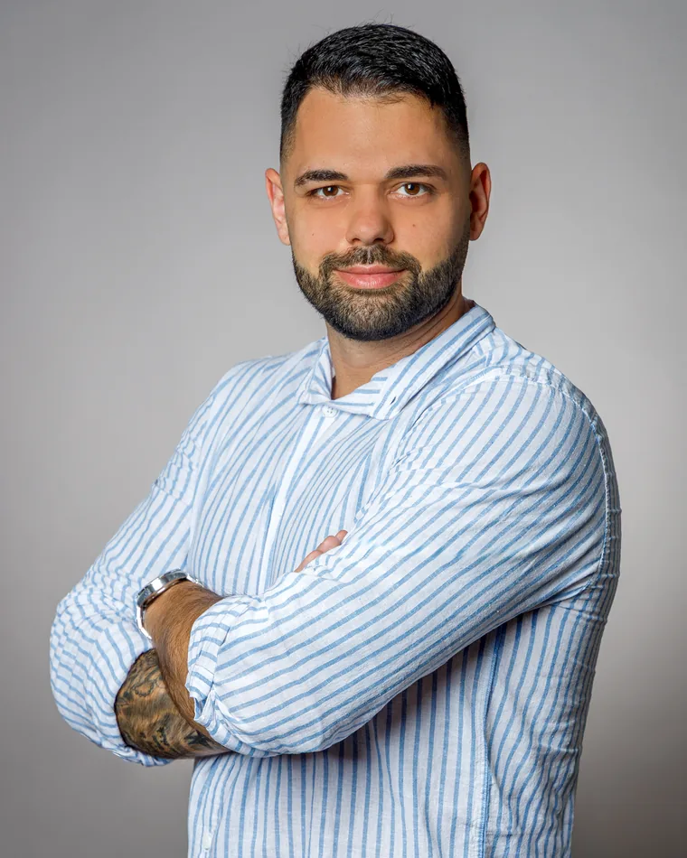 Dennis Rodriguez — Inhaber von First Class Umzüge & Transport